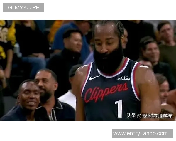 哈登表达对祖巴茨复出的喜悦并强调球队需解决的问题