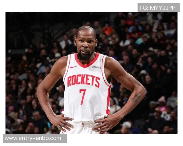 火箭半场苦战落后活塞7分杜兰特表现抢眼申京状态低迷奥萨尔阿门合力贡献16分